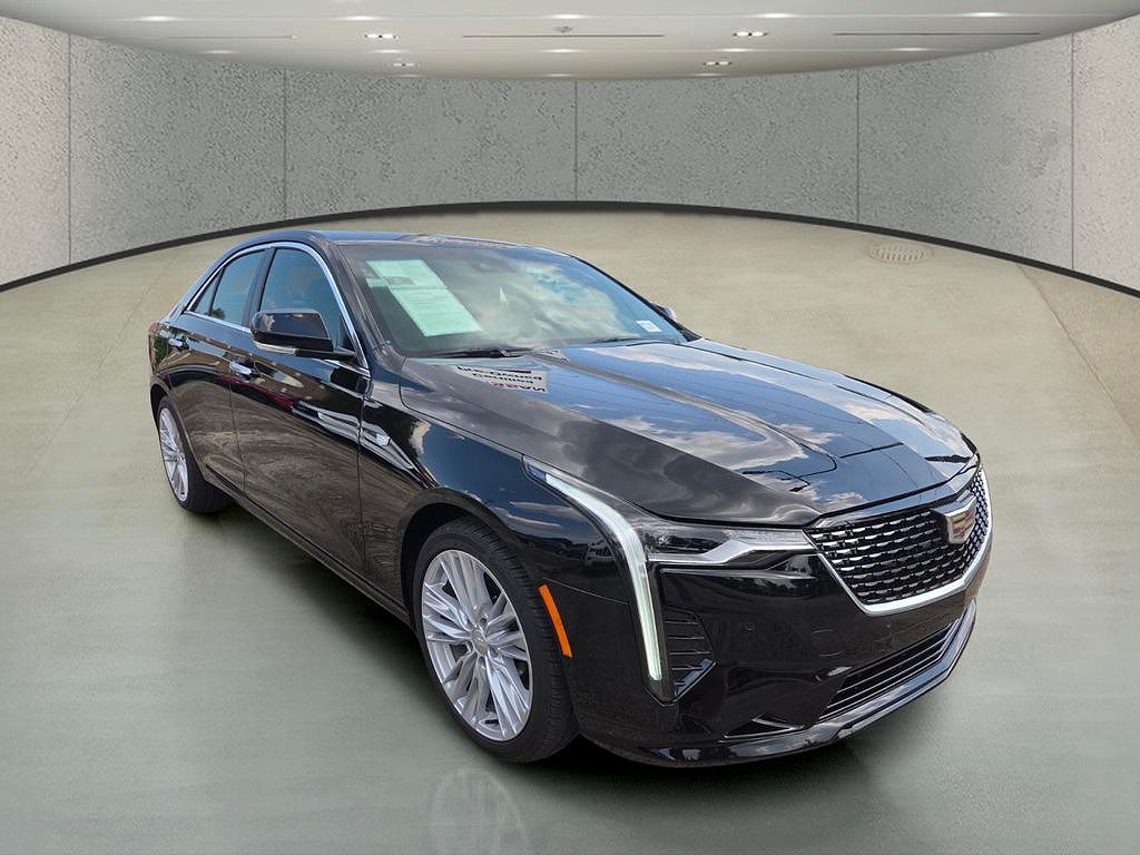 2025 Cadillac CT4 Premium Luxury