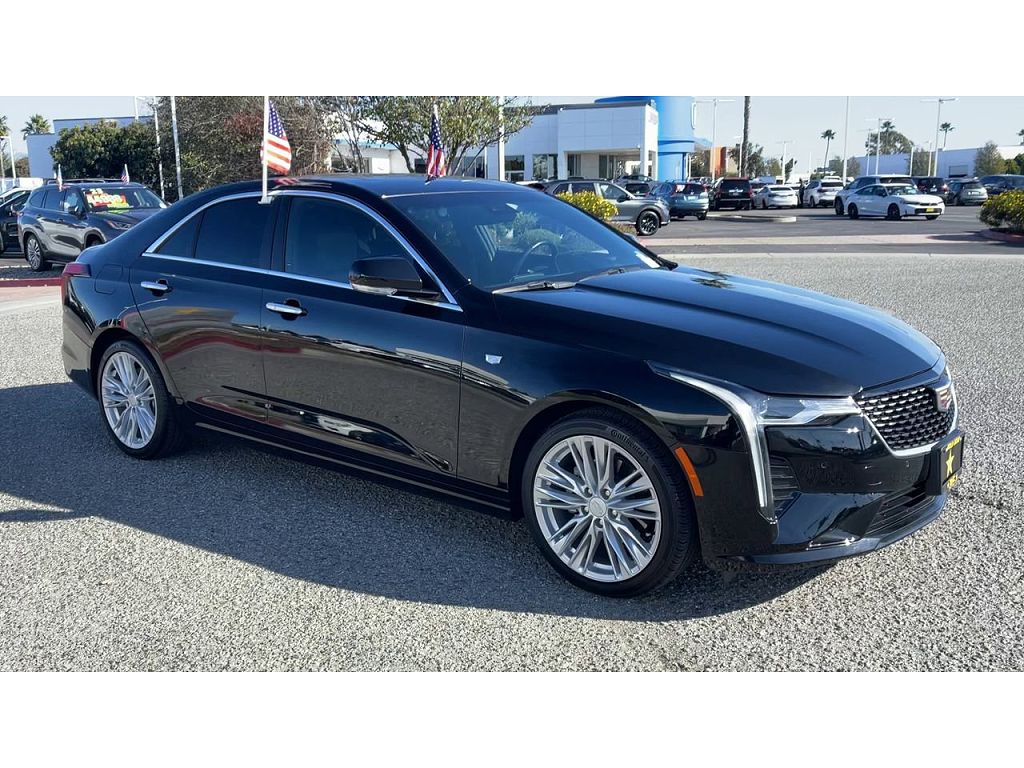 2025 Cadillac CT4 Premium Luxury