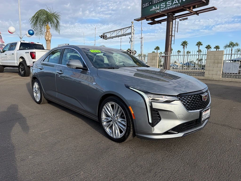 2023 Cadillac CT4 Premium Luxury