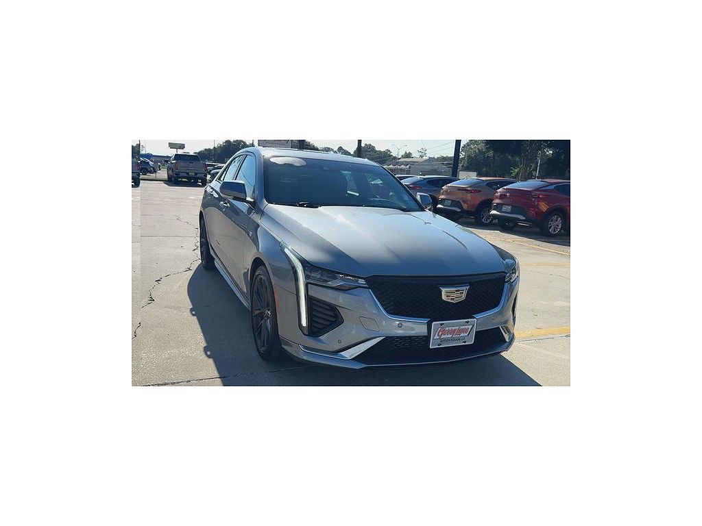 2023 Cadillac CT4 Sport