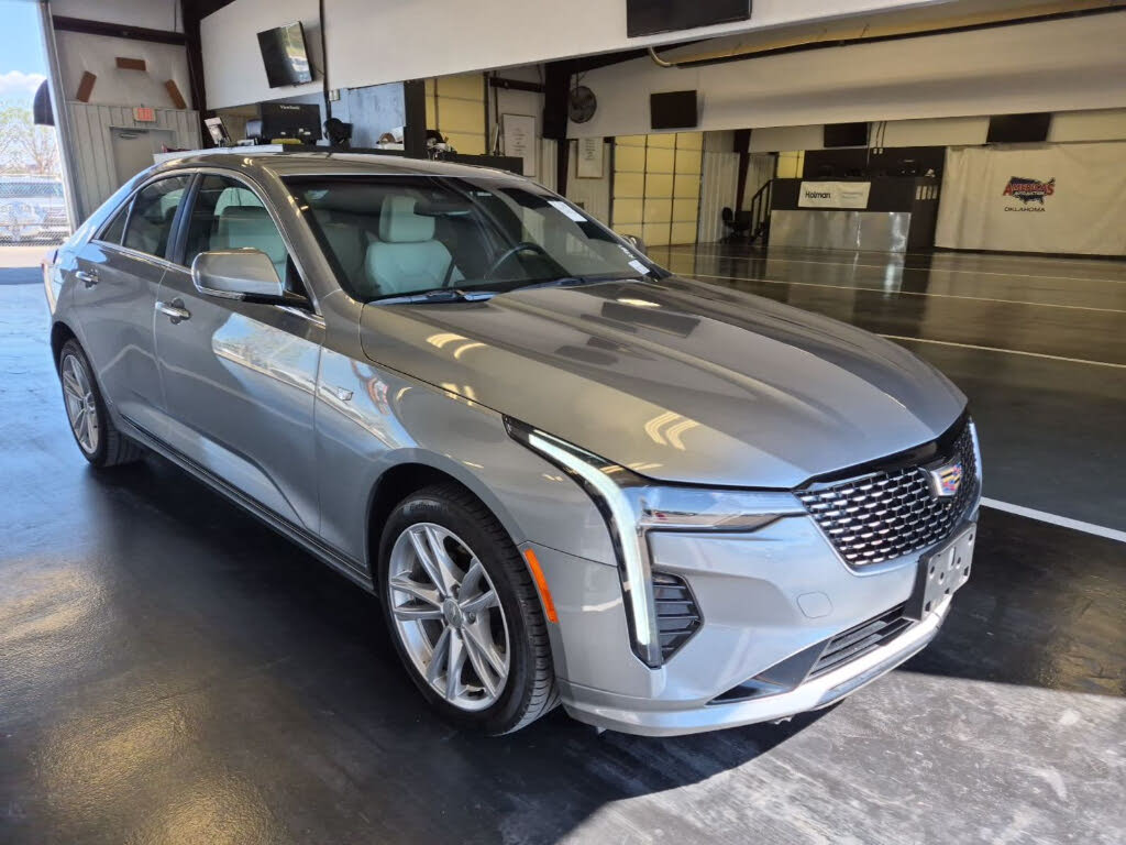2024 Cadillac CT4 Luxury