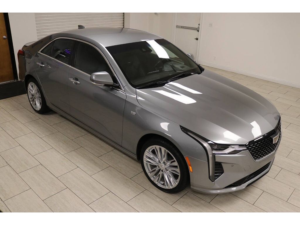 2023 Cadillac CT4 Premium Luxury