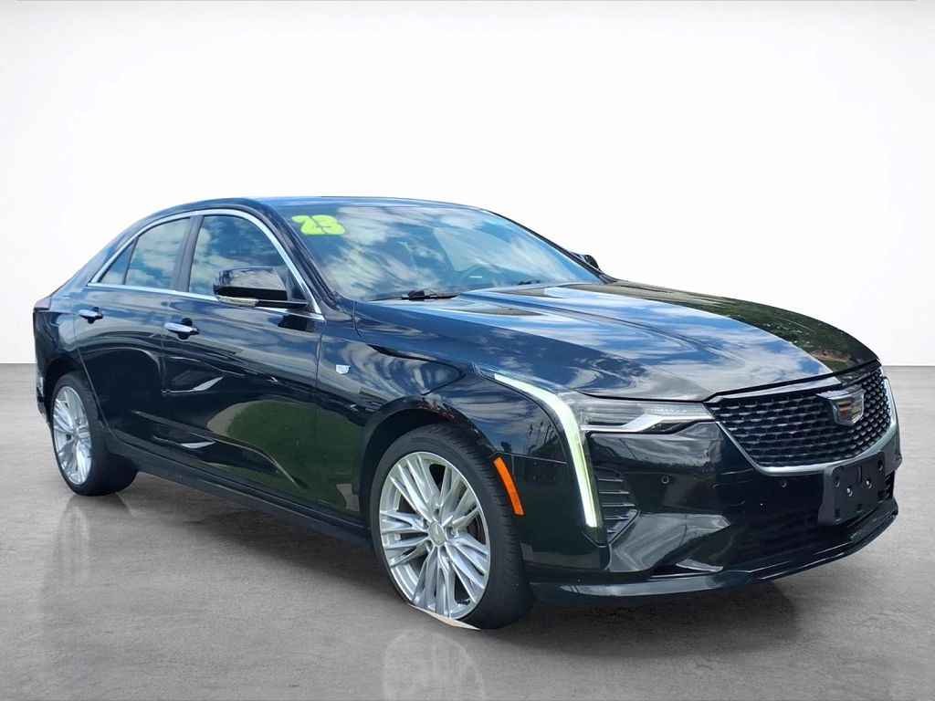 2023 Cadillac CT4 Premium Luxury