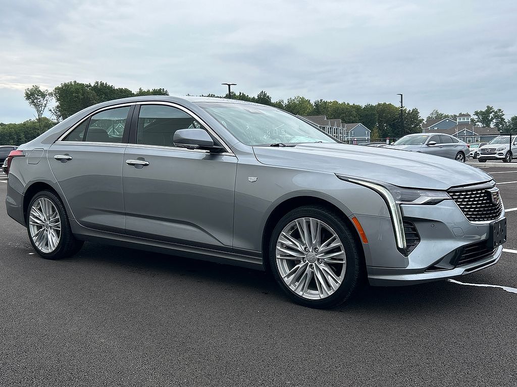 2024 Cadillac CT4 Premium Luxury