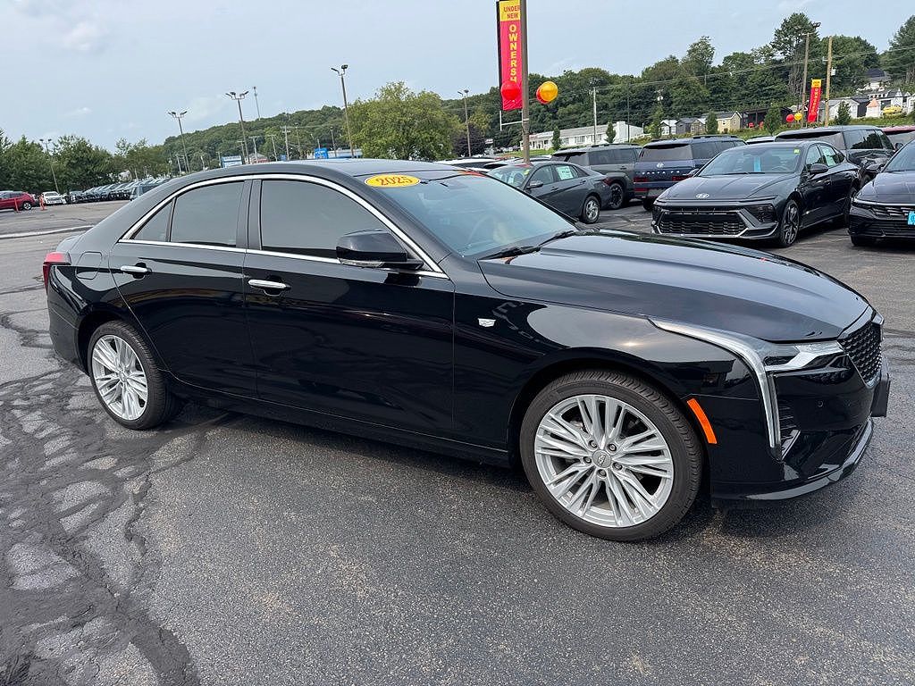 2025 Cadillac CT4 Premium Luxury