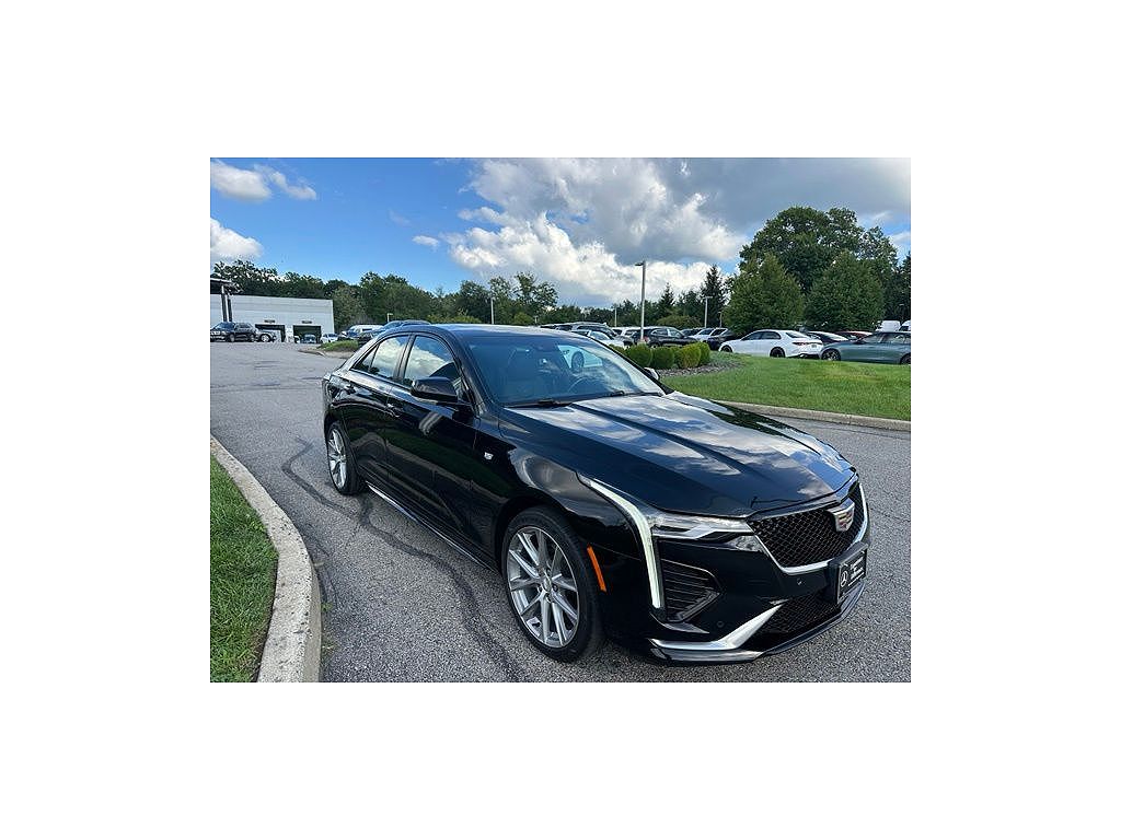 2022 Cadillac CT4 Sport