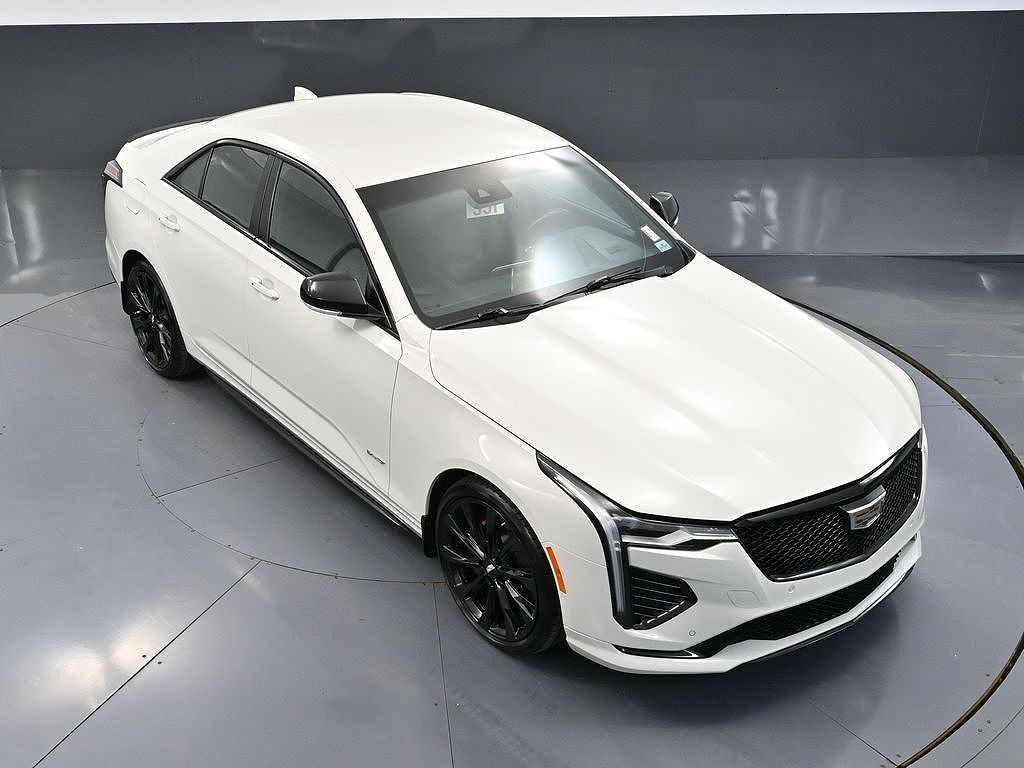2023 Cadillac CT4 V