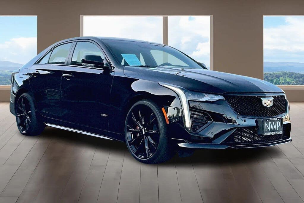 2024 Cadillac CT4 V