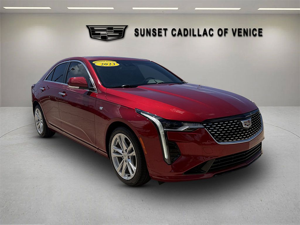 2023 Cadillac CT4 Luxury