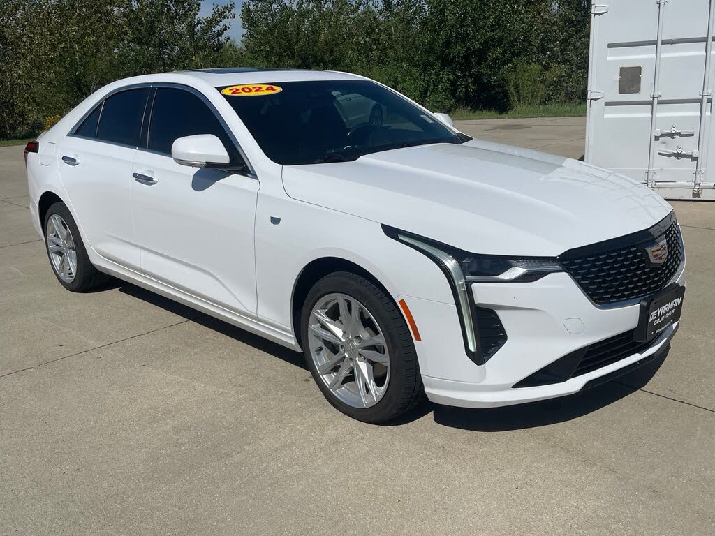 2024 Cadillac CT4 Luxury