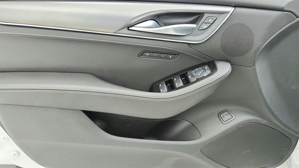 Vehicle Image 20 of 44 for undefined undefined undefined