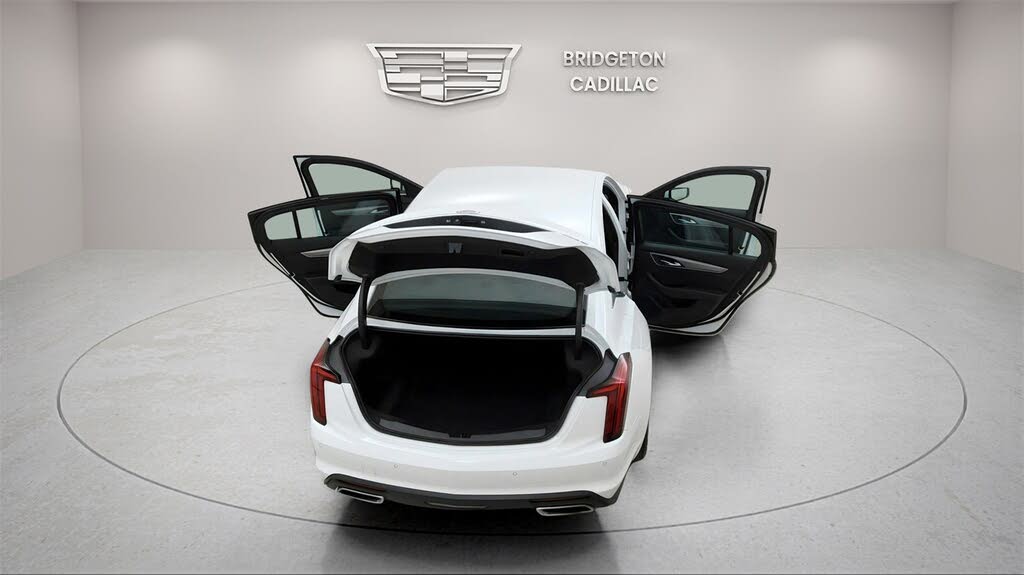Vehicle Image 33 of 44 for undefined undefined undefined