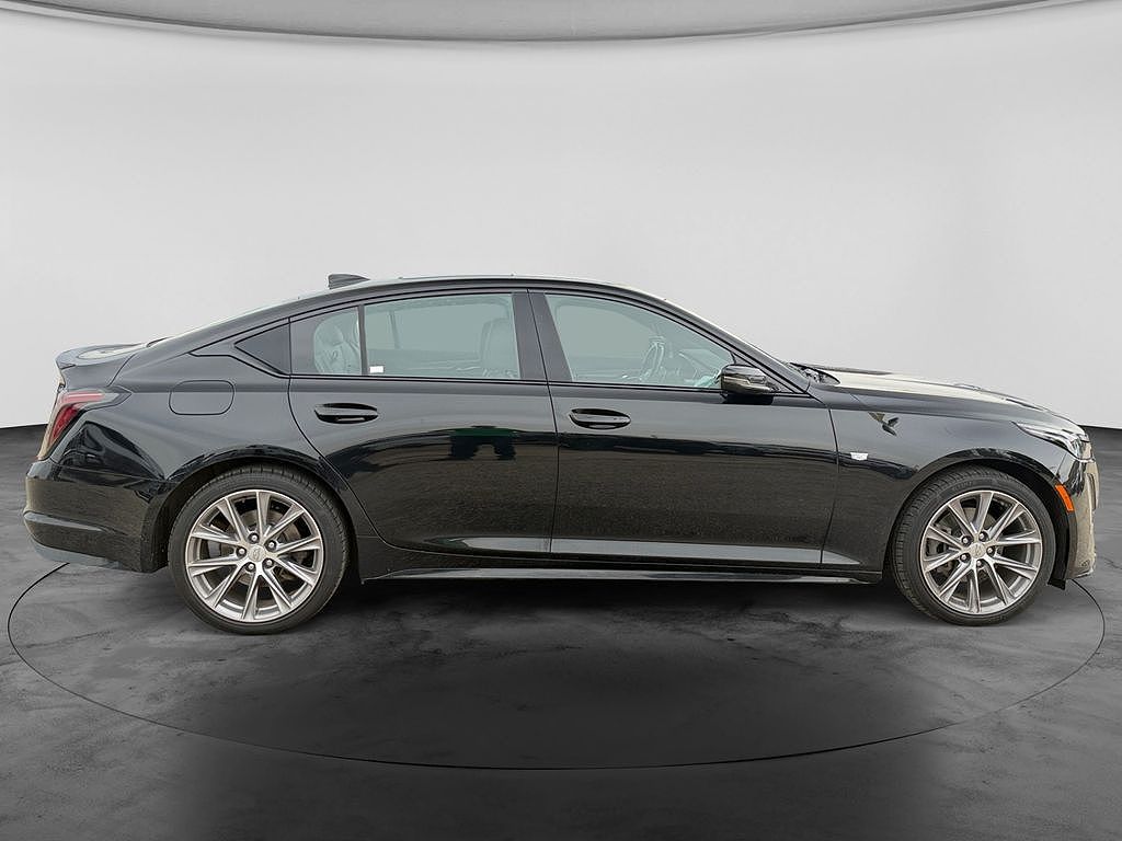 2022 Cadillac CT5 Sport