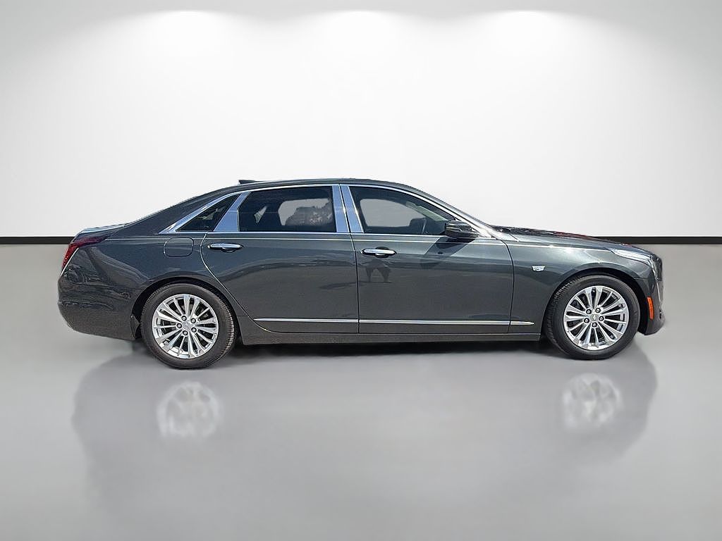 2017 Cadillac CT6 2.0L Turbo Standard