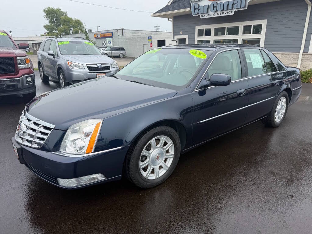 2009 Cadillac DTS Luxury 6-Passenger