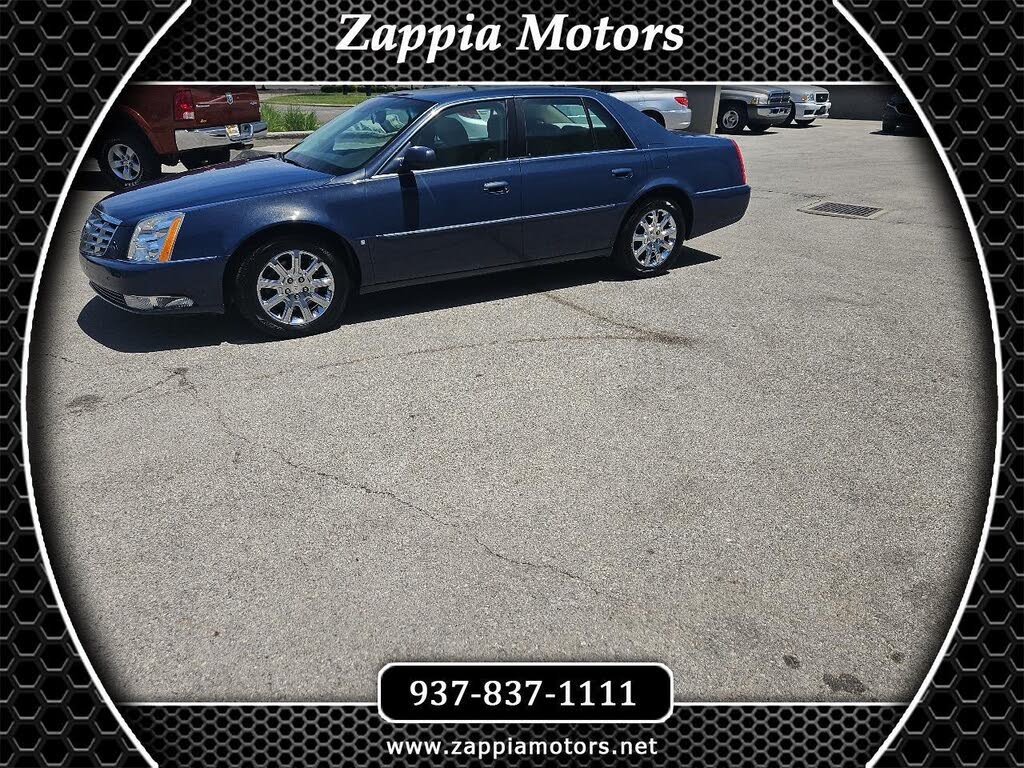 2009 Cadillac DTS Luxury 6-Passenger