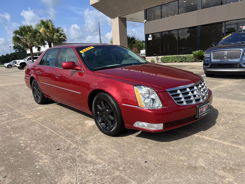 2011 Cadillac DTS Luxury
