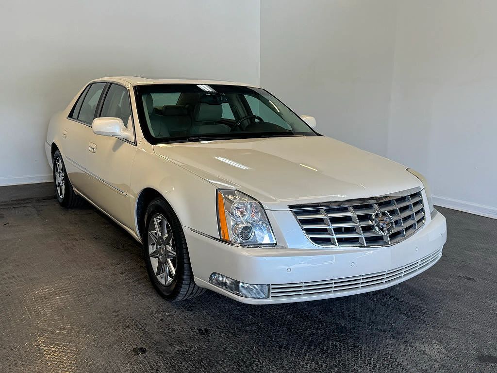 2011 Cadillac DTS Luxury