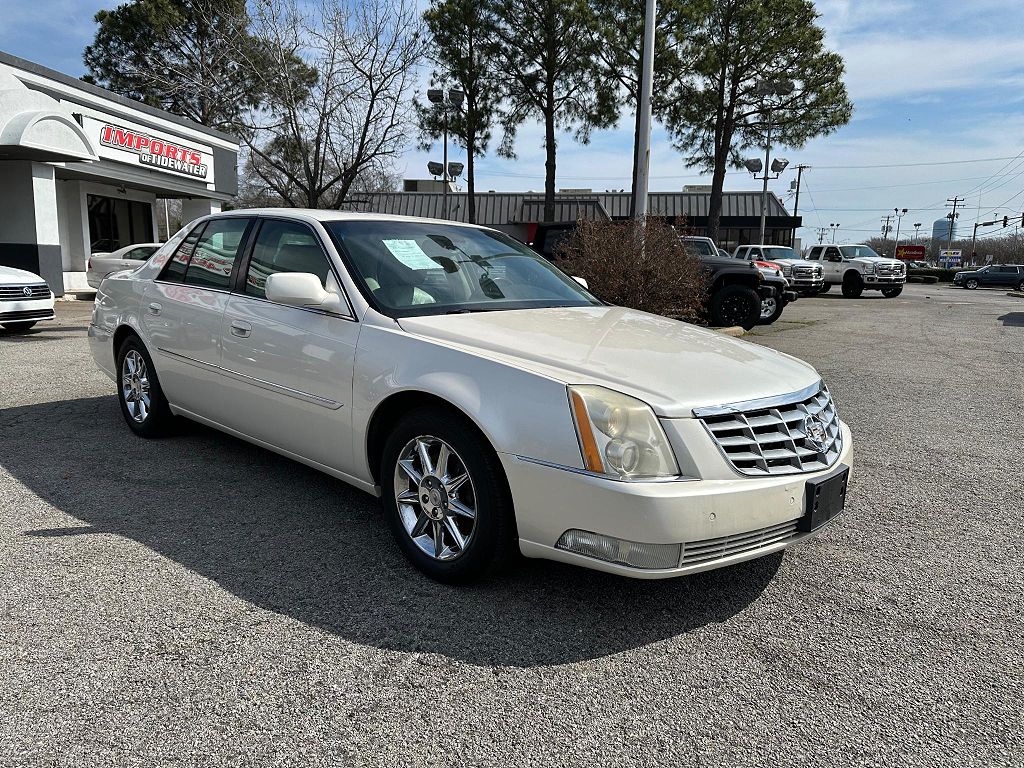2011 Cadillac DTS Luxury