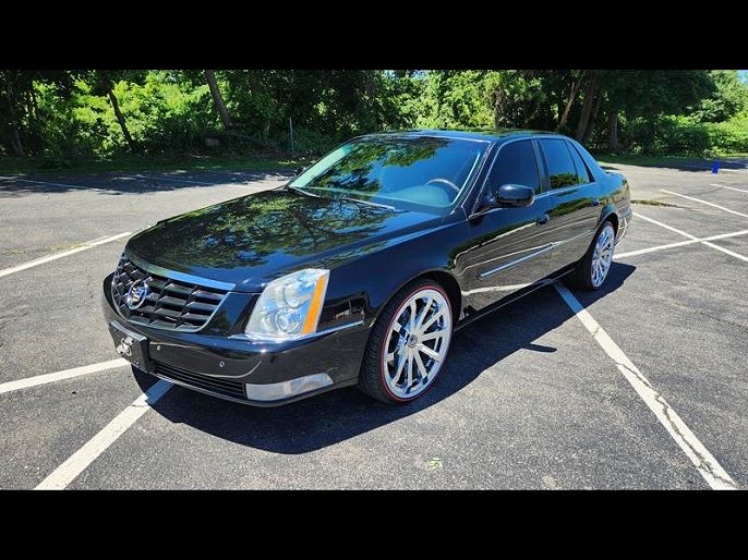 2011 Cadillac DTS Premium