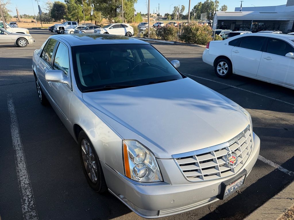 2011 Cadillac DTS Premium