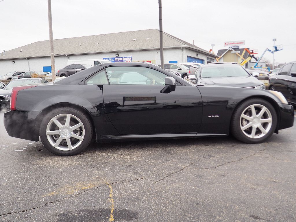 2005 Cadillac XLR Convertible