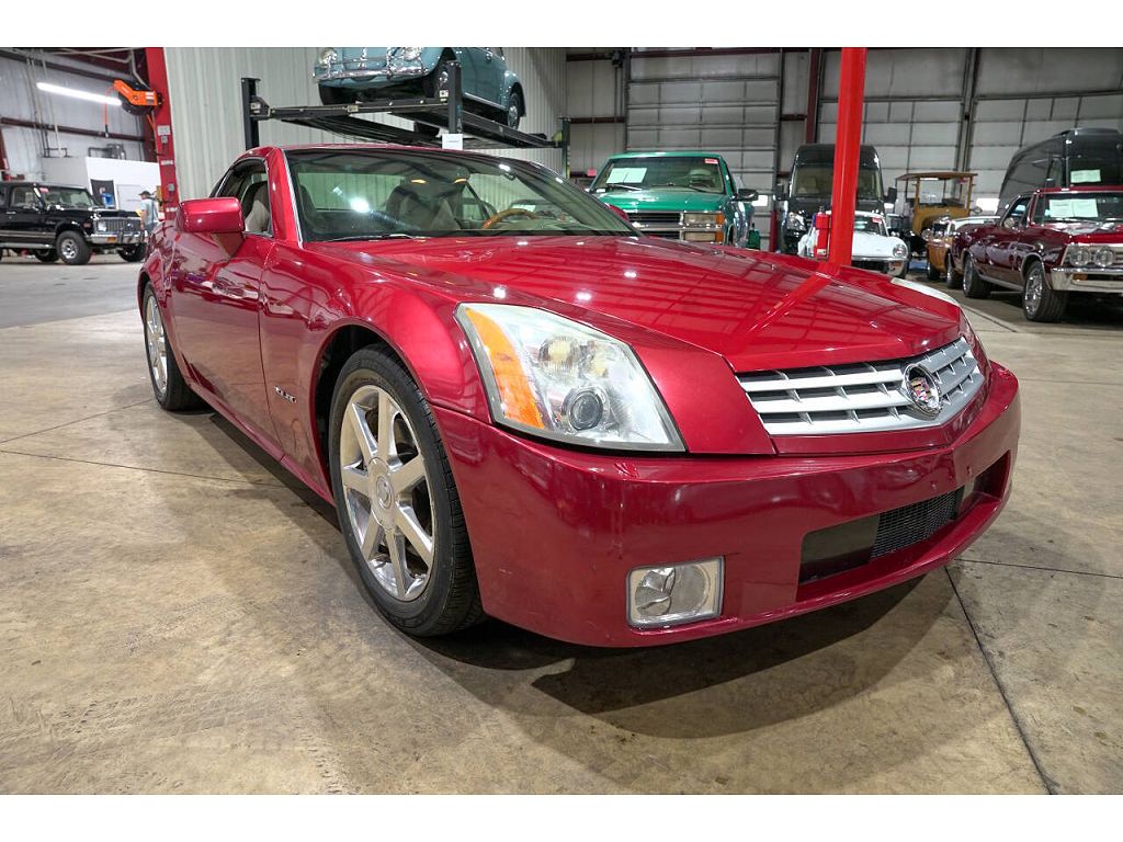 2005 Cadillac XLR