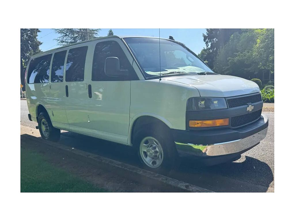 2018 Chevrolet Express LS 2500