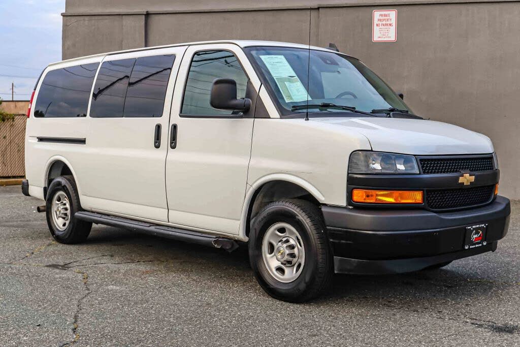 2022 Chevrolet Express LS 3500