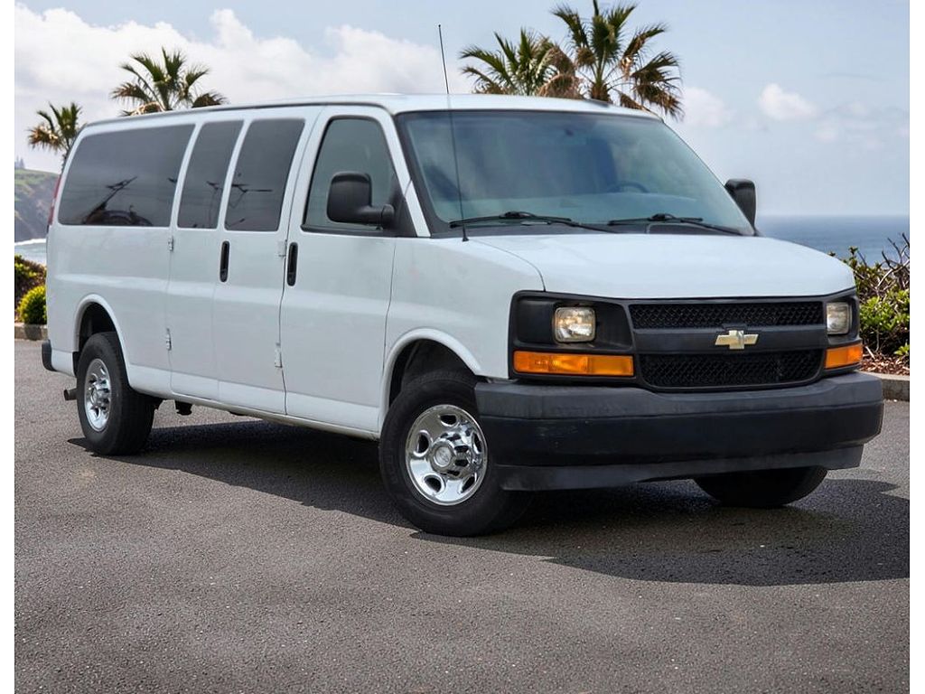 2017 Chevrolet Express LS 3500