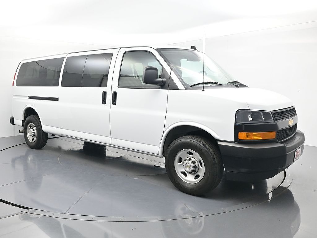 2024 Chevrolet Express LS 3500