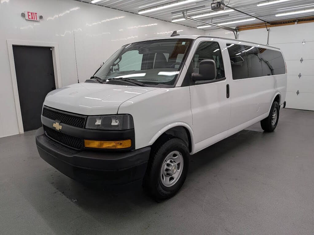 2022 Chevrolet Express LS 3500