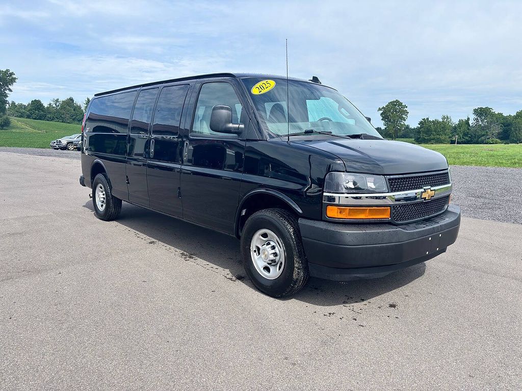 2025 Chevrolet Express LS 3500