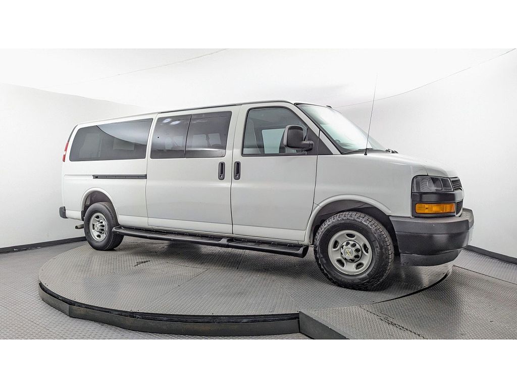 2023 Chevrolet Express LS 3500