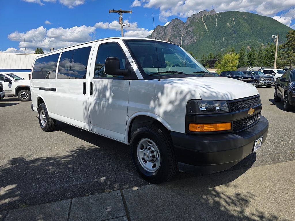 2023 Chevrolet Express LS 3500