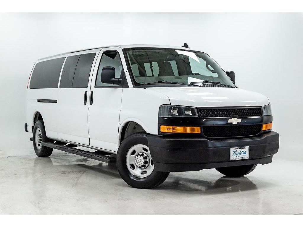 2022 Chevrolet Express LS 3500