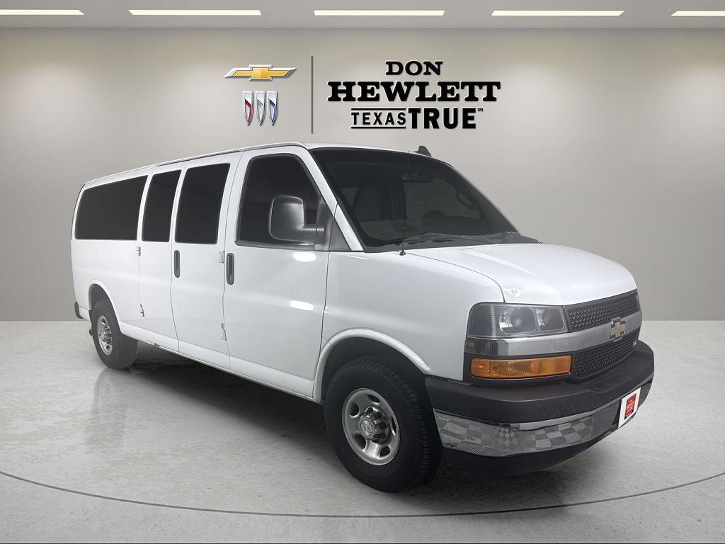 2017 Chevrolet Express LT 3500