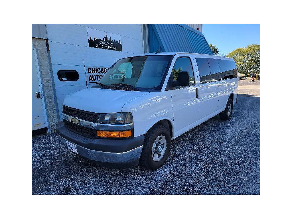 2017 Chevrolet Express LT 3500