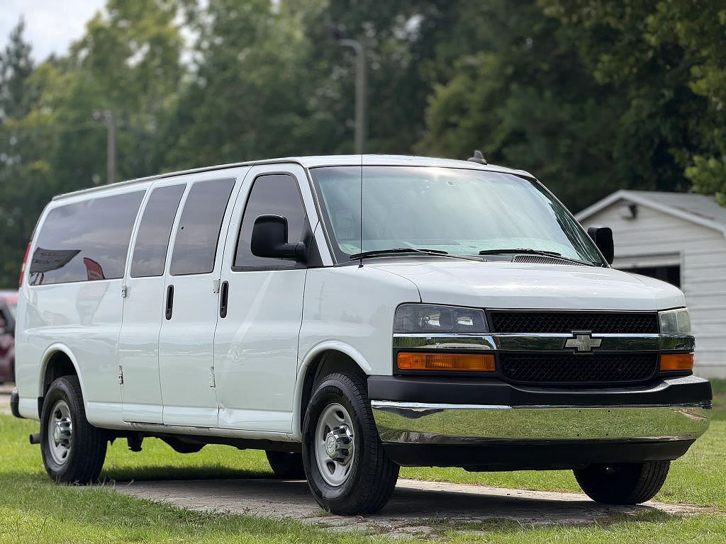 2017 Chevrolet Express LT 3500