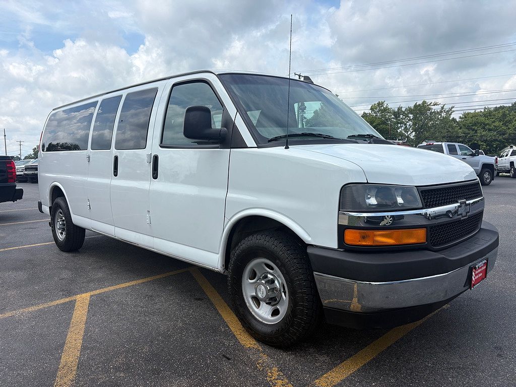 2017 Chevrolet Express LT 3500
