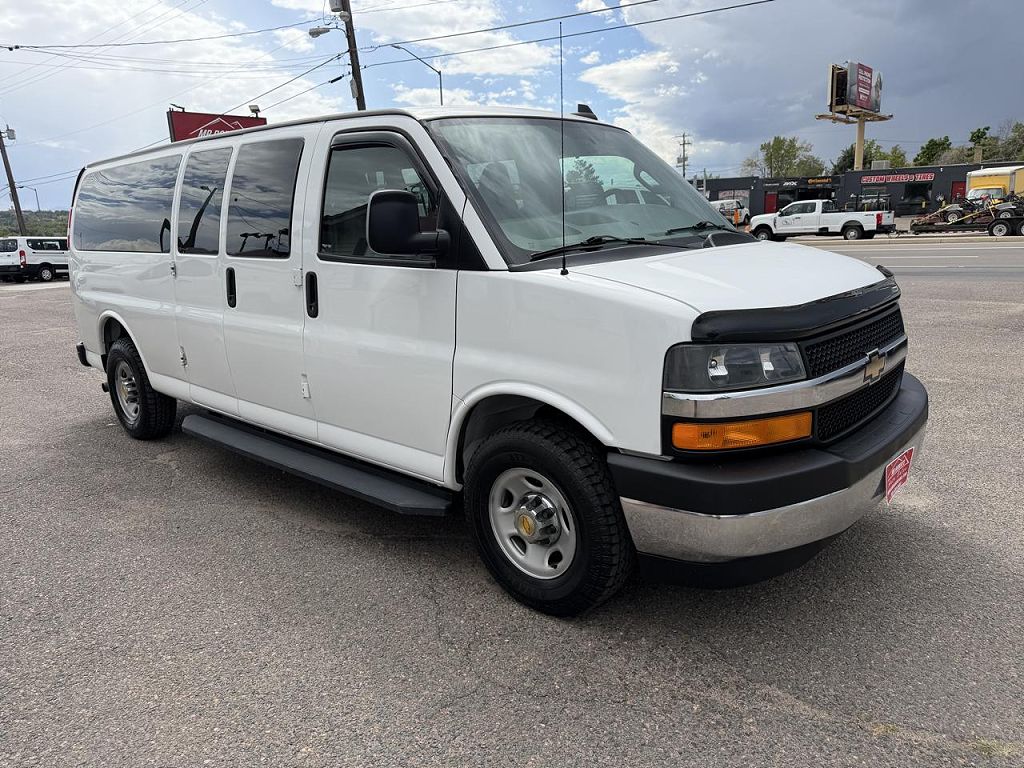 2017 Chevrolet Express LT 3500