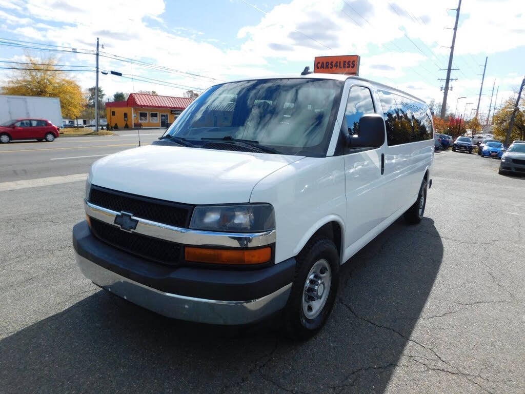 2017 Chevrolet Express LT 3500