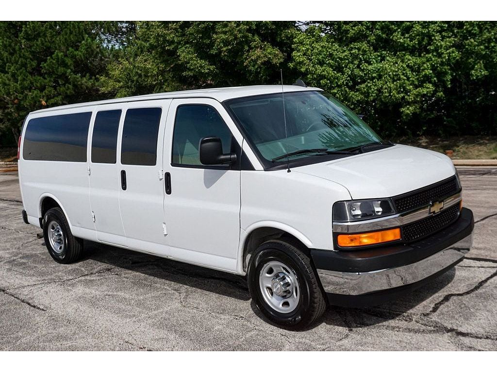 2017 Chevrolet Express LT 3500