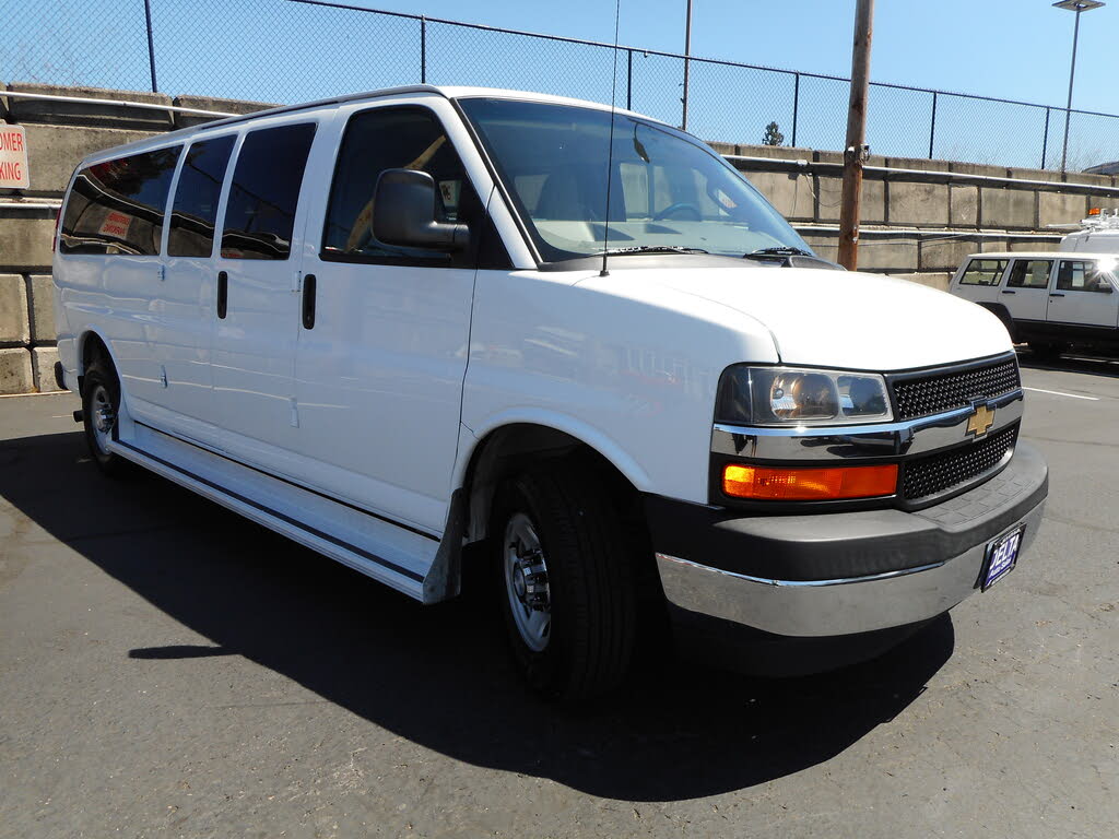 2017 Chevrolet Express LT 3500