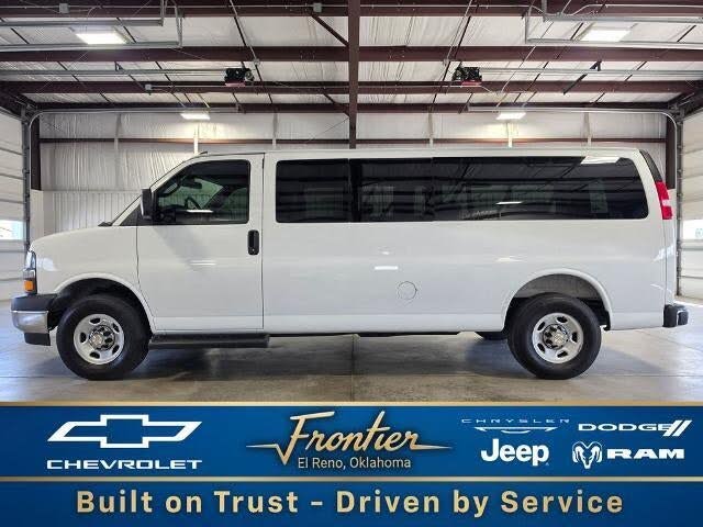 2025 Chevrolet Express LT 3500