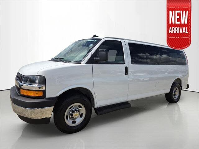 2025 Chevrolet Express LT 3500