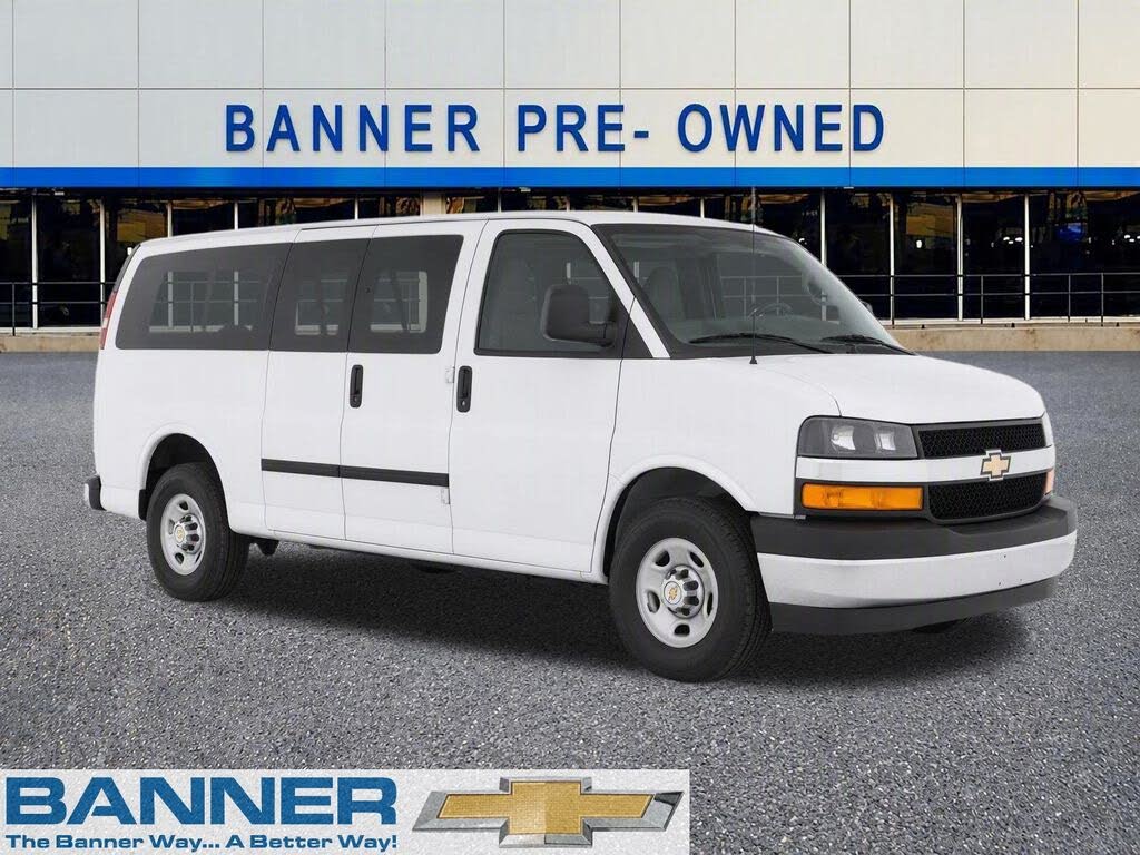 2025 Chevrolet Express LT 3500
