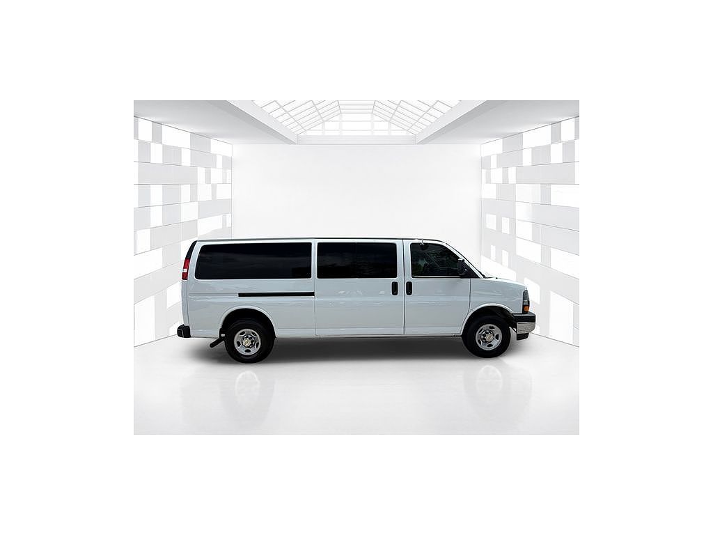 2024 Chevrolet Express LT 3500