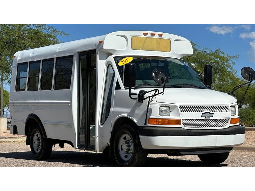 2012 Chevrolet Express Commercial Cutaway Work Van