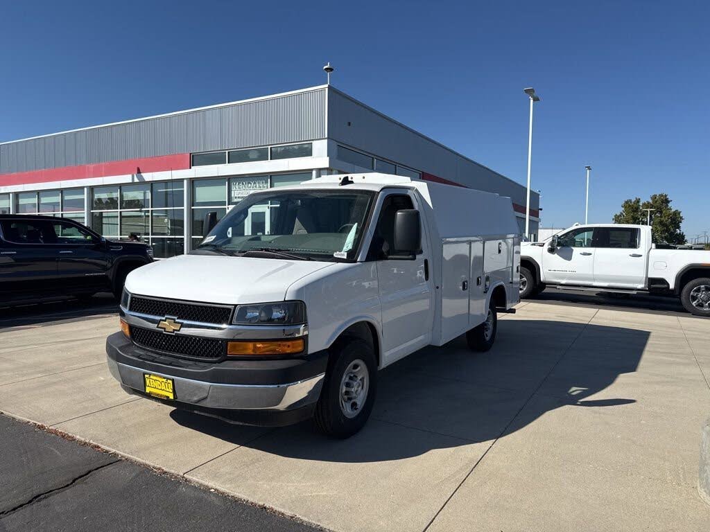 2024 Chevrolet Express 3500